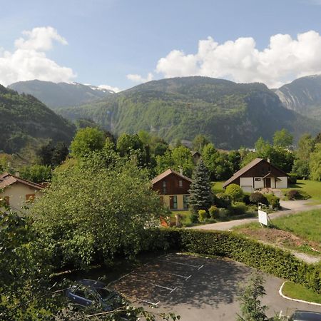 Hotel 4C Cluses Bagian luar foto