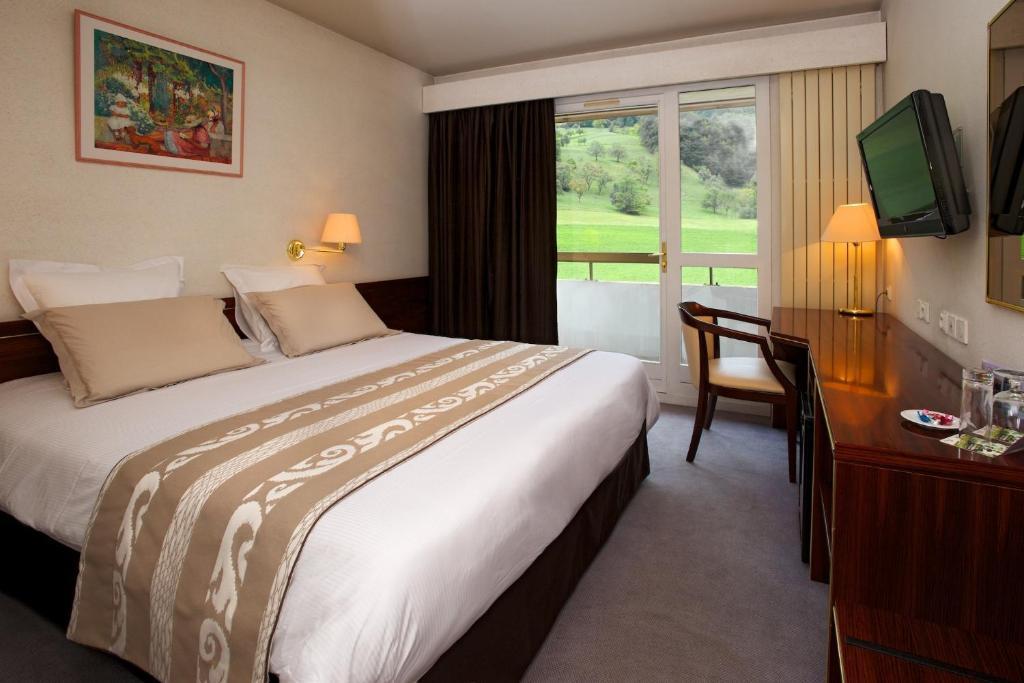 Hotel 4C Cluses Ruang foto